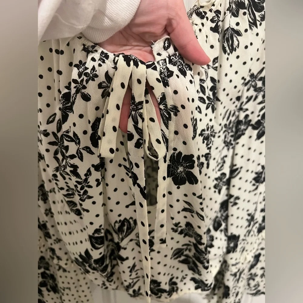 Intimately Free People Cream & Black Floral Boho Peasant Blouse Size Small/Med - Picture 13 of 14